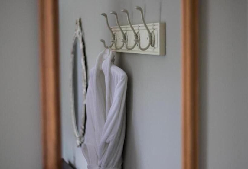 ベッドアンドブレックファースト Pennygate Lodge