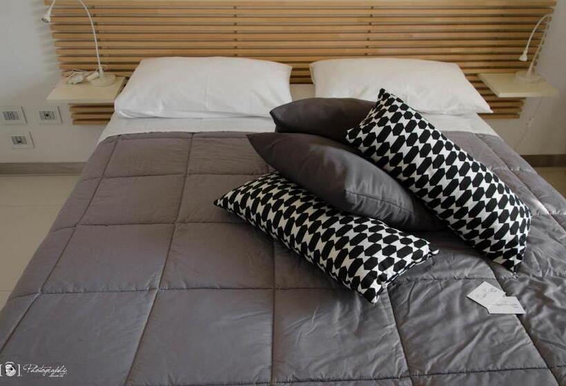 مبيت وإفطار Rescio's Rooms