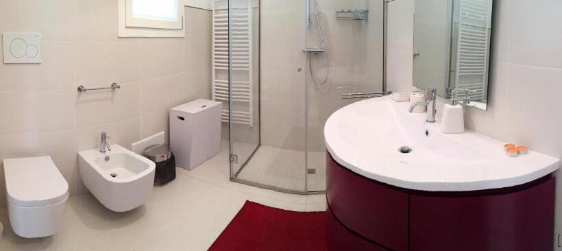 مبيت وإفطار Rescio's Rooms