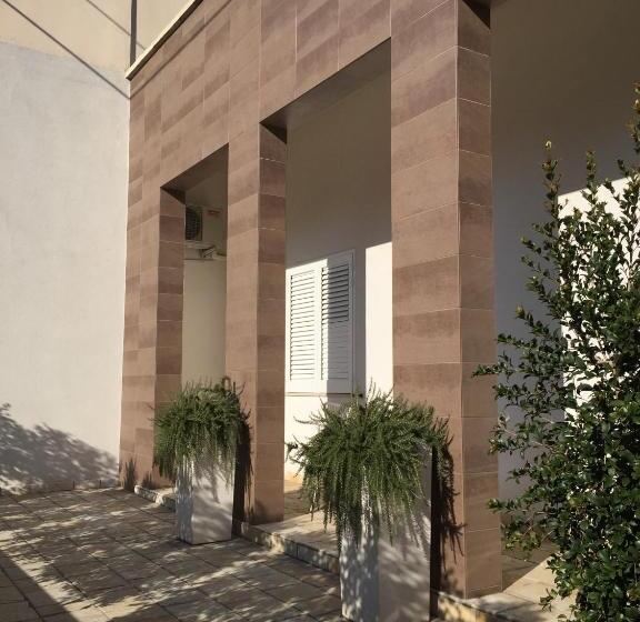 مبيت وإفطار Rescio's Rooms