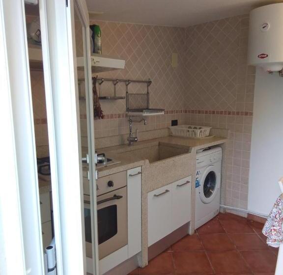 مبيت وإفطار Rescio's Rooms