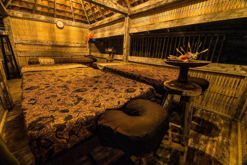 مبيت وإفطار Santhiku Hotel & Spa