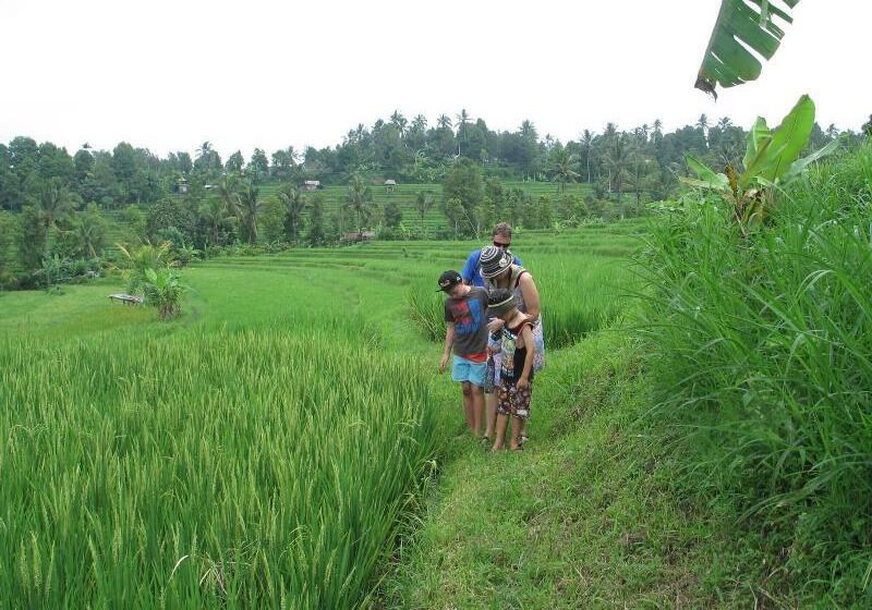 مبيت وإفطار Santhiku Hotel & Spa