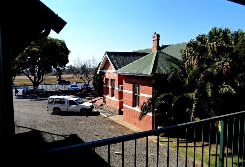 Bed and Breakfast The Cannon Lodge