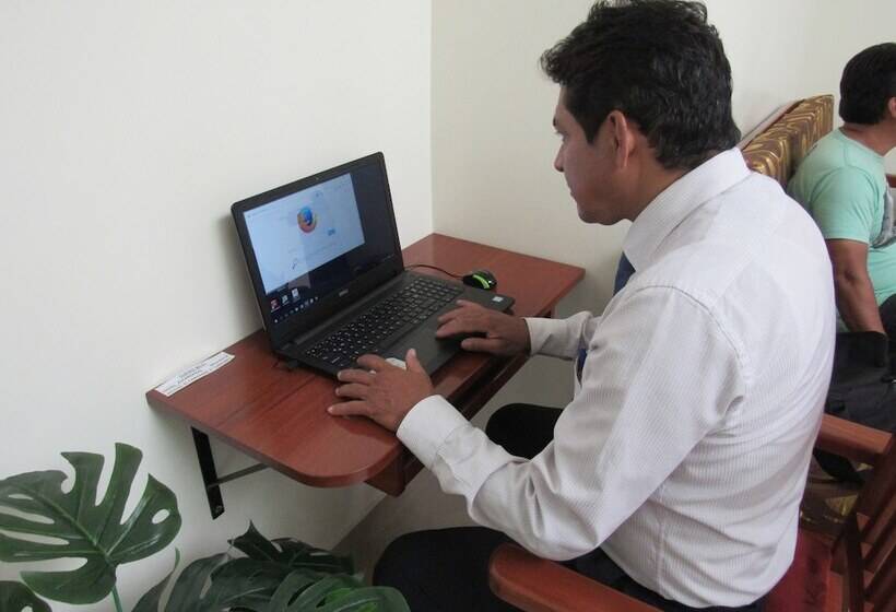 هتل Alojamiento El Cardenal