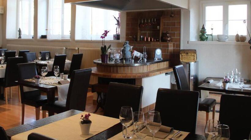 בית מלון כפרי Auberge Au Cavalier