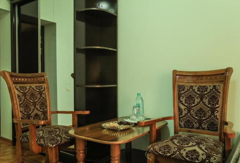 בית מלון כפרי Bonu