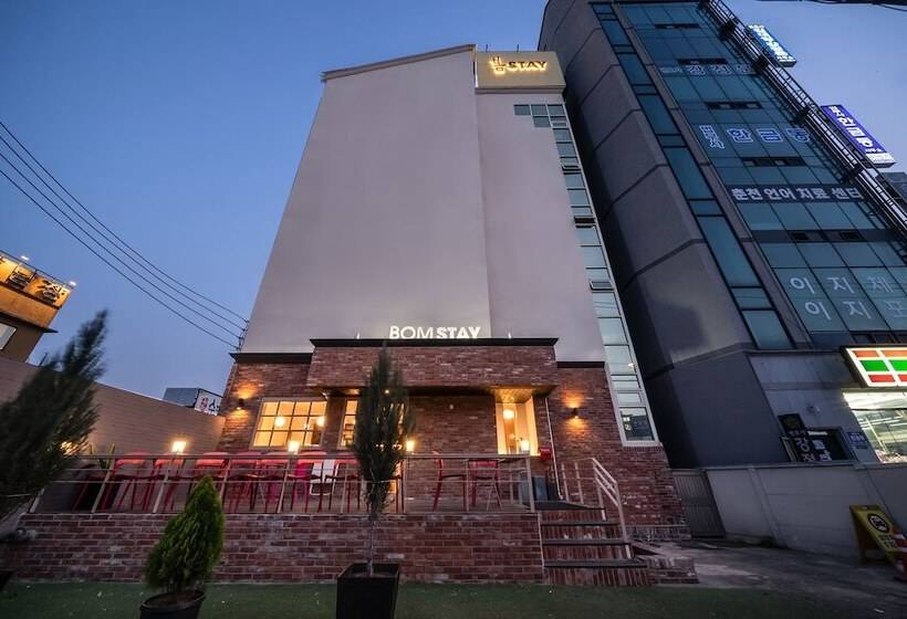 בית מלון כפרי Chuncheon Bom Stay