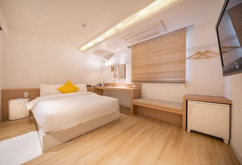 בית מלון כפרי Chuncheon Bom Stay