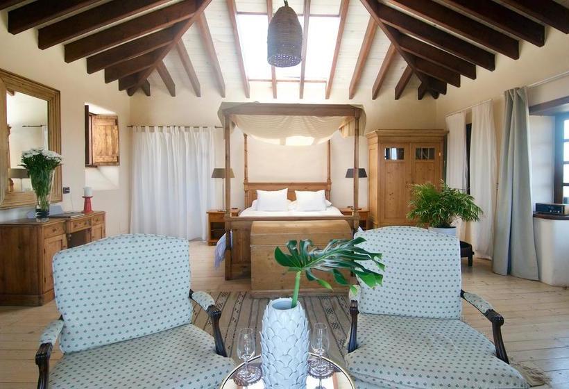 Отель El Jallo  Adults Only