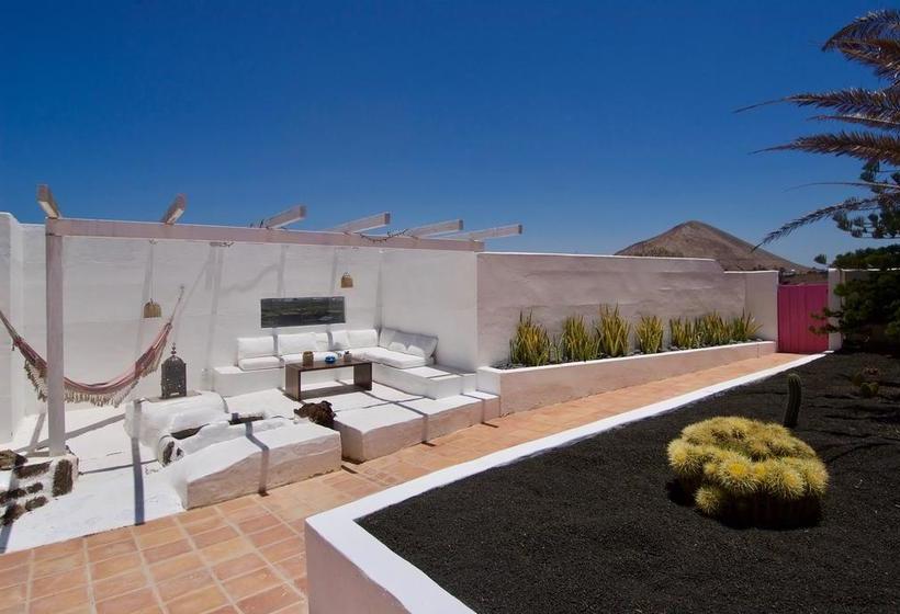 Отель El Jallo  Adults Only