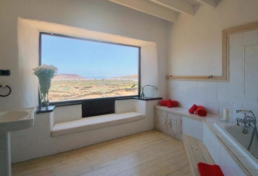 Отель El Jallo  Adults Only