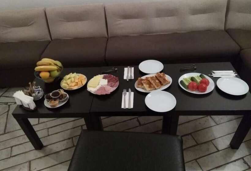 בית מלון כפרי Elegans