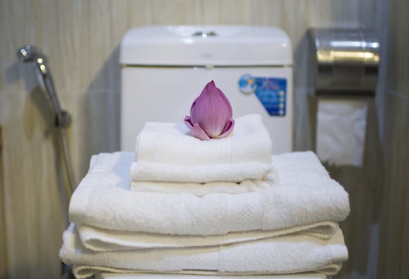 ホテル Emily And Nana Lodge