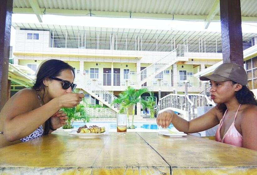 Gingging Hotel And Resort