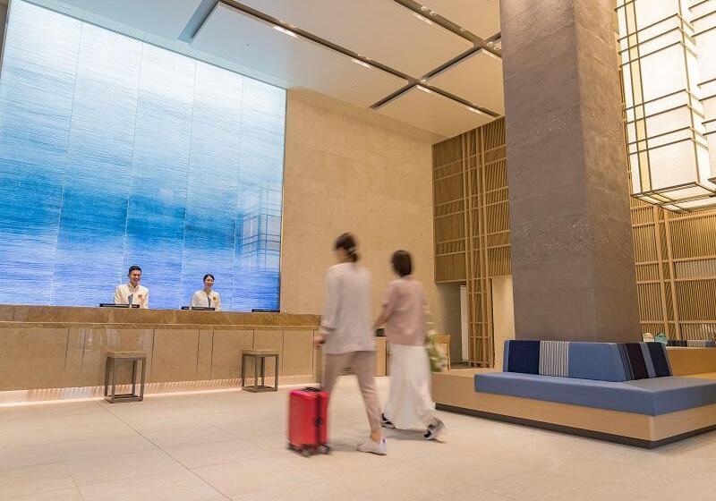 Jr Kyushu Hotel Blossom Naha