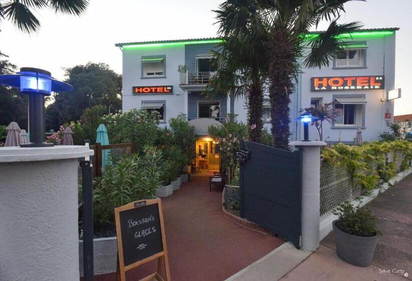 ホテル La Roseraie