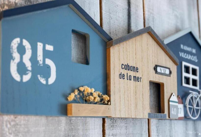 Отель La Roseraie