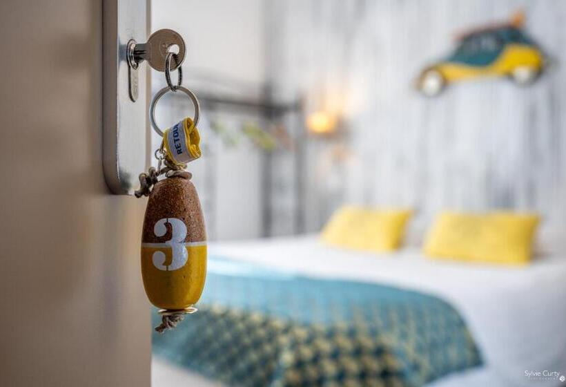 ホテル La Roseraie