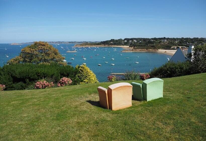 בית מלון כפרי Logis Hôtel De Carantec