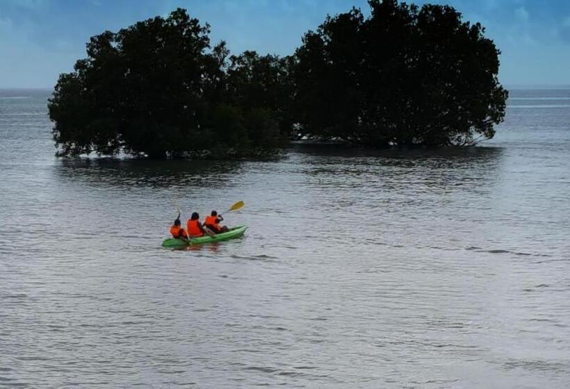 هتل Padadita Beach