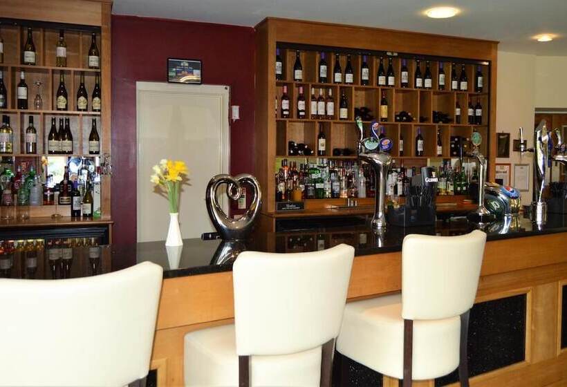 فندق Padbrook Park