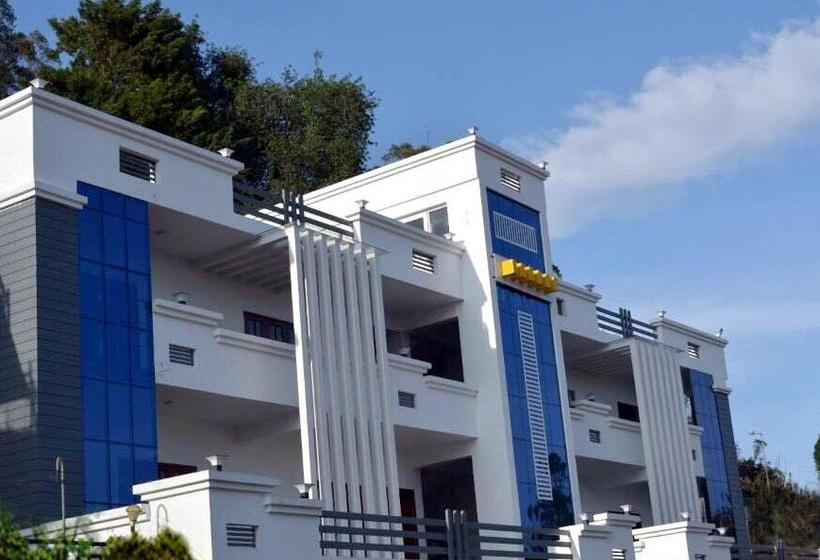 هتل Pine Hill Suites