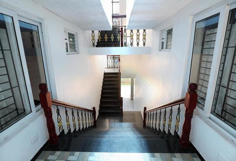 هتل Pine Hill Suites