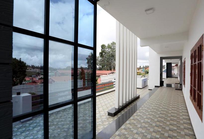 هتل Pine Hill Suites