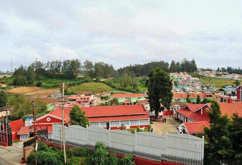 هتل Pine Hill Suites