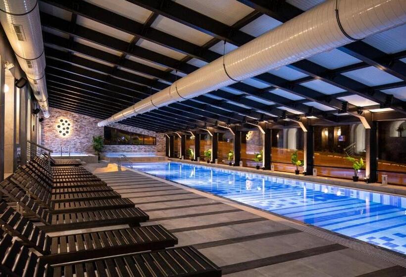 هتل Putnik Kopaonik