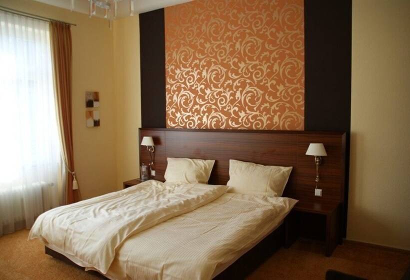 호텔 Restaurant Nassauer Löwen