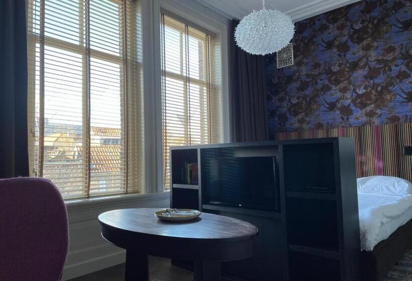 בית מלון כפרי Slot Oostende