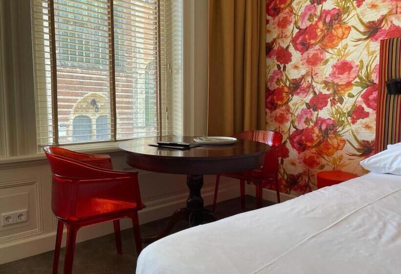 בית מלון כפרי Slot Oostende