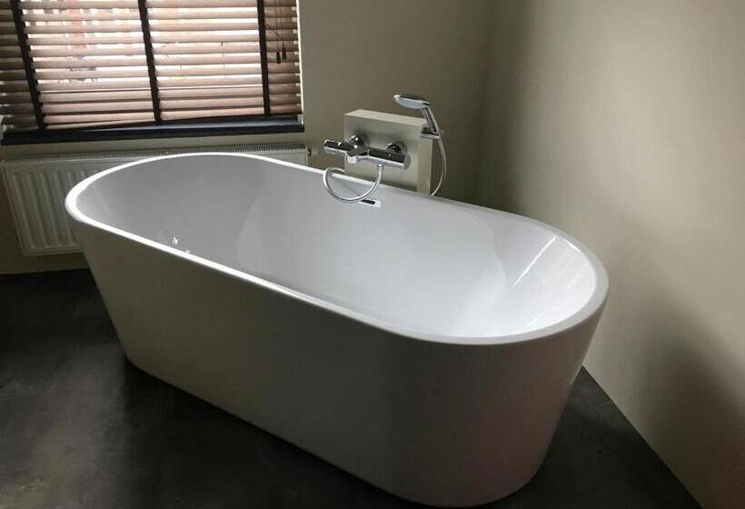 בית מלון כפרי Slot Oostende