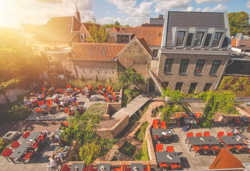 בית מלון כפרי Slot Oostende