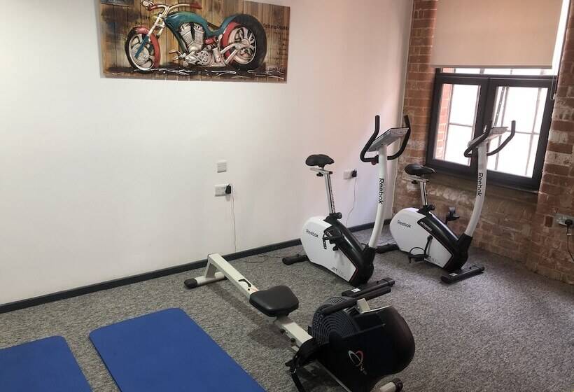 Отель Trivelles Regency, Nottingham