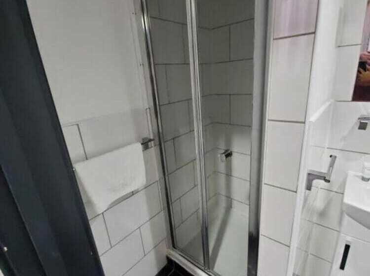 Отель Trivelles Regency, Nottingham