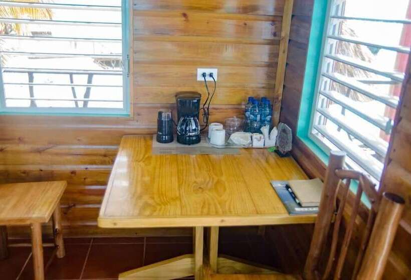 King Lewey S Island Resort