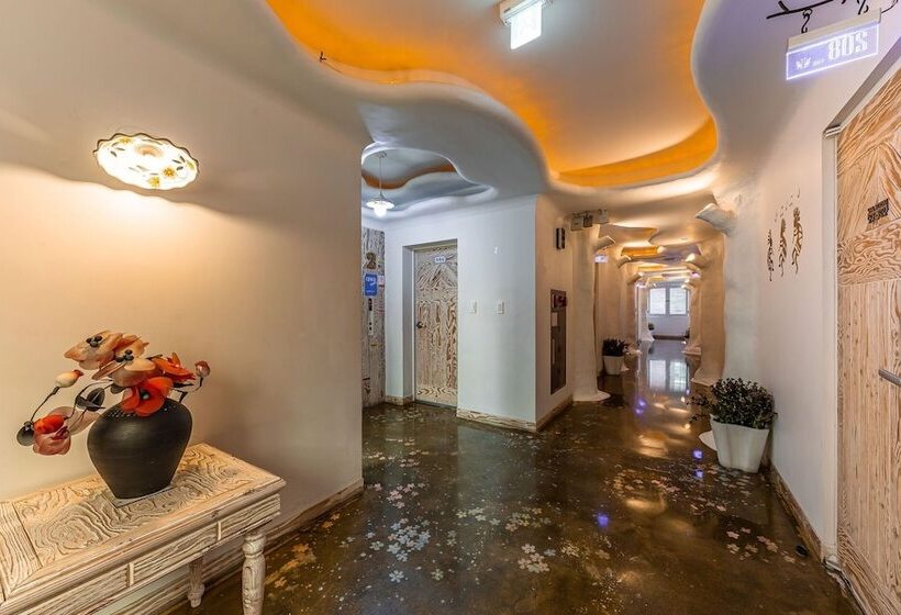 汽车旅馆  Dajeon Jungni Inca