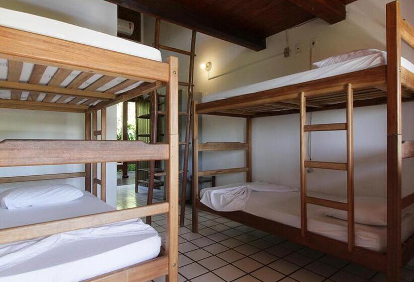 Novos Baianos Hostel E Pousada