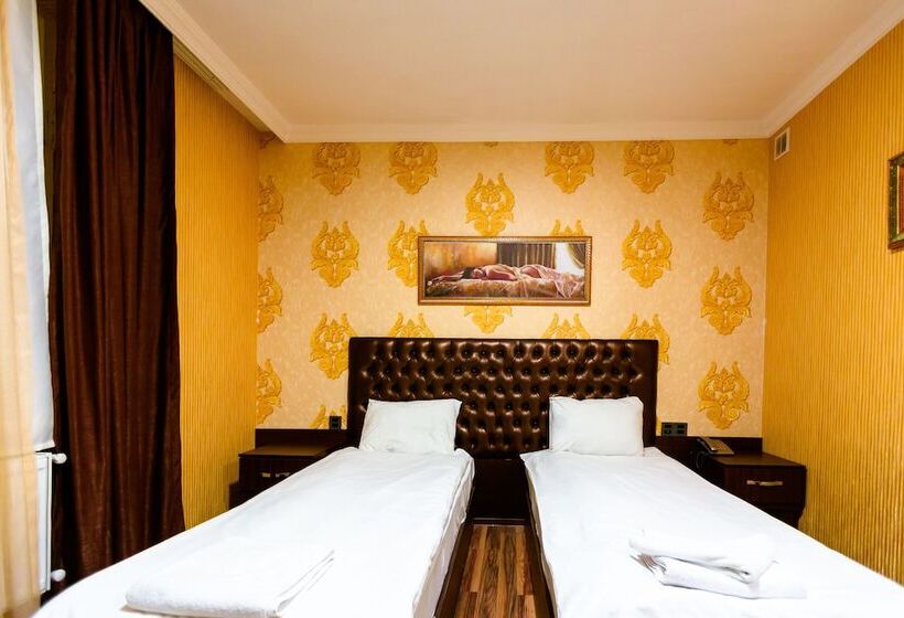 Renessans Hotel Baku