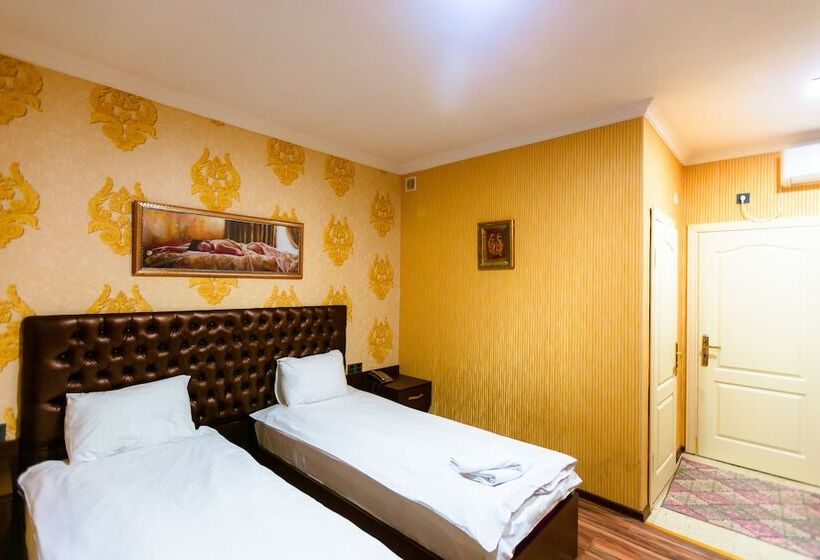 Renessans Hotel Baku