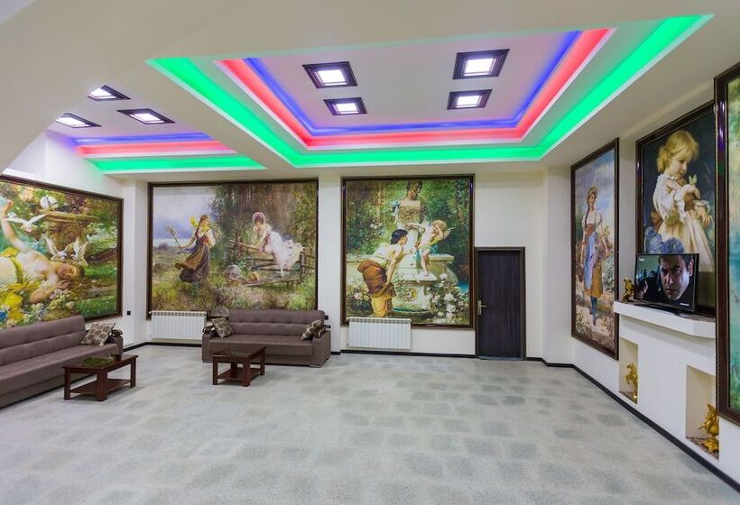 Renessans Hotel Baku