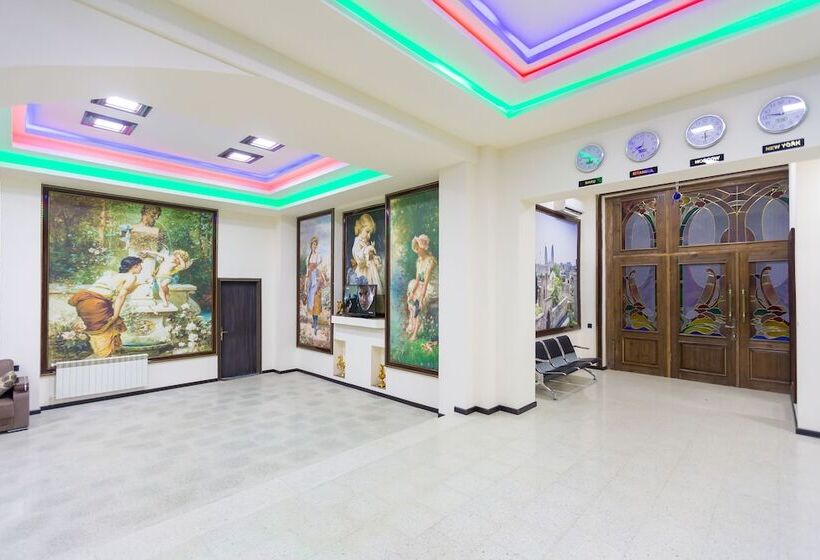 Renessans Hotel Baku