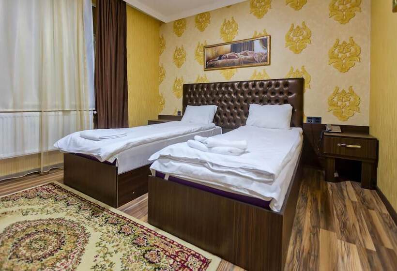 Renessans Hotel Baku