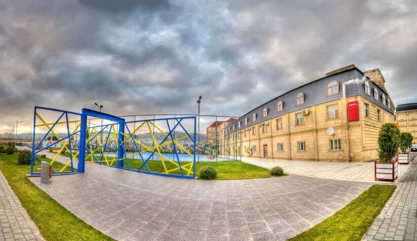 Renessans Hotel Baku