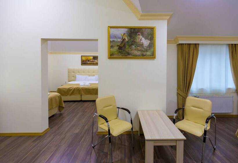 Renessans Hotel Baku