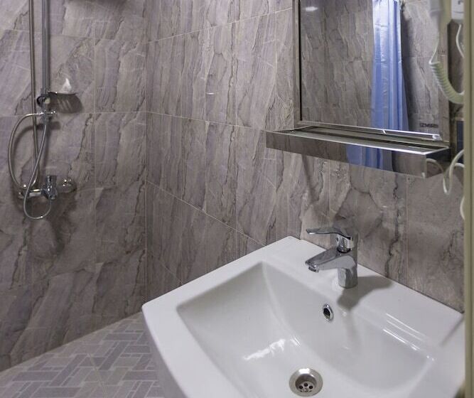 Renessans Hotel Baku