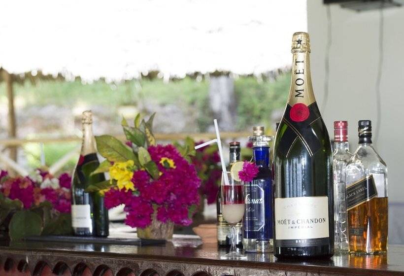 リゾートホテル Antonio Beach Hotel And Spa